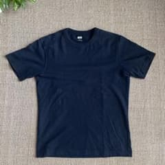 UNIQLO クルーネックTシャツ　ネイビー　Sサイズのサムネイル