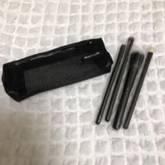 ダイソー　メイクブラシセットのサムネイル