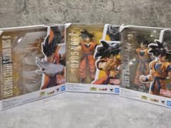 フィギュアーツ孫悟空 地球育ちのサイヤ人+SUPER HERO+エフェクト