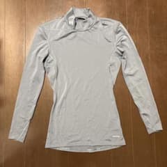 adidas アンダーシャツ グレー Mサイズのサムネイル