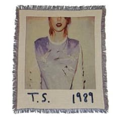 Taylor Swift T.S. 1989 ブランケット テイラースウィフト - メルカリ