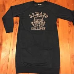 まる様専用！on the couch ダークグリーン スエットワンピースのサムネイル