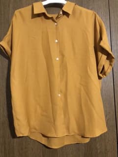 GU  シャツ　XLサイズのサムネイル