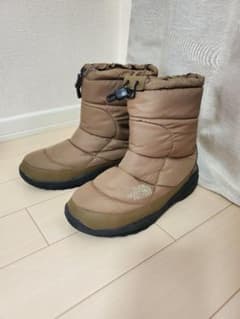 THE NORTH FACE ヌプシ ブーツのサムネイル