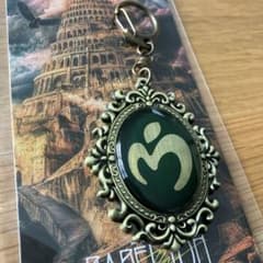 Mrs.GREEN APPLE バベルの塔 エンブレムキーホルダー - メルカリ
