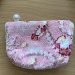 ポーチのサムネイル
