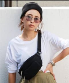 新品タグ付き BASIC ロングスリーブT のサムネイル