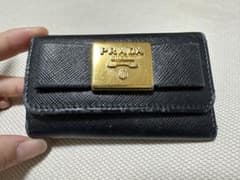 PRADA リボン　キーケース　6連　レザーのサムネイル