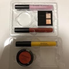 acco様 EMODA ♡ JELLY付録化粧品のサムネイル