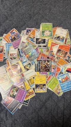 ポケモンカード 大量まとめ売りのサムネイル
