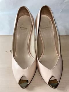 VERSACE ヴェルサーチ オープントゥ パンプス ベージュ23cm#42のサムネイル