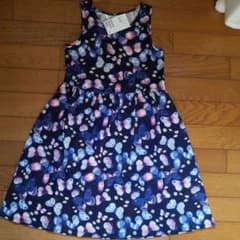 H&M　ワンピースのサムネイル