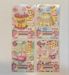アイカツ！カード 4枚セット まとめ売りのサムネイル
