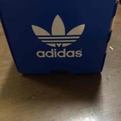 adidas時計のサムネイル
