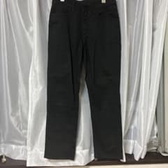 ブラック ストレートデニムパンツのサムネイル