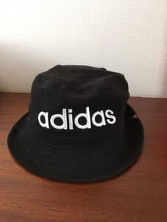 まぁちゃん様専用 アディダス adidas バケットハット ハット 黒のサムネイル