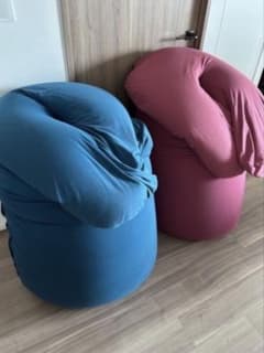 ヘタリなし ヨギボー風　ビーズクッション ブルーorピンク ヘタリなし ヨギボー風 ビーズクッション ブルーorピンク - メルカリ