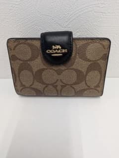 COACH コーチ シグネチャー 二つ折り財布のサムネイル