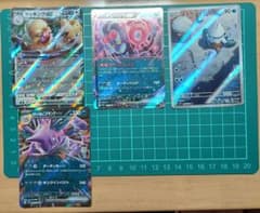 ポケモンカード　 4枚セットのサムネイル