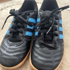 ジュニア　小学生　フットサル　シューズ　21.5cmのサムネイル