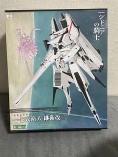 シドニアの騎士 1/100 一七式衛人 継衛改二 プラモデルのサムネイル