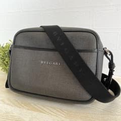 美品✨ブルガリ ウィークエンド カメラバッグ 斜め掛け ヘリンボーン