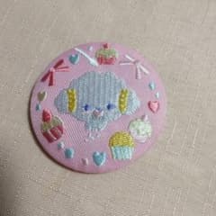 サンリオ刺繍缶バッチ　こぎゅみゅんのサムネイル