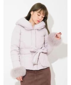 1週間限定価格【ファークリーニング済】ビーラディエンス ヘチマカラー ダウンのサムネイル