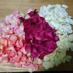 フラワーシャワー 造花 約550枚のサムネイル