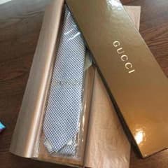 GUCCIネクタイのサムネイル