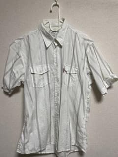 Levi's 半袖シャツ ホワイト ストライプ　汚れありのサムネイル
