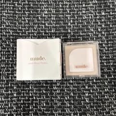 mude. Flutter Blusher 00