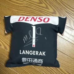 名古屋グランパス Langerak 直筆サイン入りクッション - メルカリ