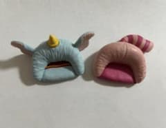 ディズニー カプセルトイ 椅子 ミニチュア 2種セットのサムネイル
