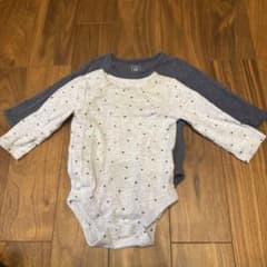 gapbaby 星柄&ネイビーロンパース グレー 長袖　2枚セットのサムネイル