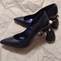 hazama ハザマ 惹き鉄となるヒールパンプス Black 惹き鉄となるヒールパンプス ha | za | ma hazama ハザマ - メルカリ