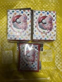 新品未開封 ポケモン カードゲーム デッキシールド、ケース　151 ミュウのサムネイル