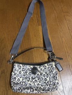COACH レオパード柄 ショルダーバッグのサムネイル