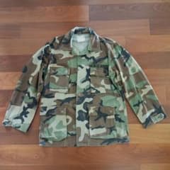 【古着】U.S. ARMY ミリタリージャケット カモフラージュ柄のサムネイル