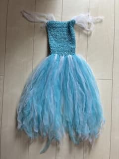 Halloween costume, Frozen-inspired Elsa-style light blue