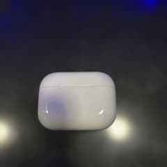 Apple AirPods Pro3 充電ケース 本体のサムネイル