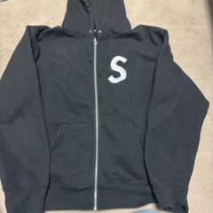 SUPREME ブラック パーカー Sロゴのサムネイル