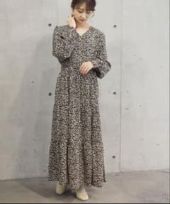 Thumbnail of ワンピース 2021SS パイピングティアードロングワンピース