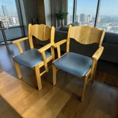 730. 松田家具 木製アームチェア2脚セット ナチュラル ダイニング