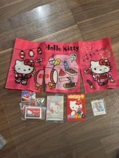 ハローキティ　キーホルダー　のれん　ミニクリアファイル　セット