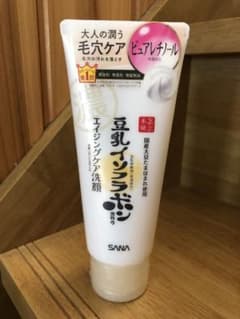 豆乳イソフラボン　エイジングケア　洗顔料　新品未開封のサムネイル