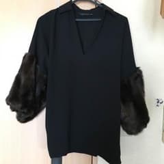 ZARA 今季 新品未使用ブラウス  のの〜様専用!のサムネイル