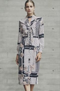 ピンキーアンドダイアン♡オプティカルフラワーロングワンピース 新品】ピンキー＆ダイアン◇ラインブロックフラワープリントワンピース