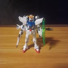HGガンプラ ガンダムF91 組立済みのサムネイル