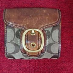 激安♡COACH折り財布のサムネイル